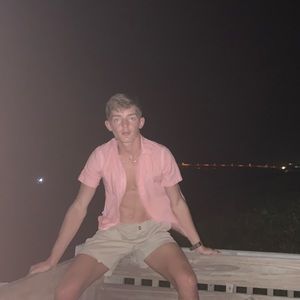 Meet your Posher, Braxton